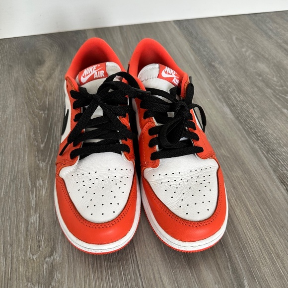 Air Jordan 1 Low OG “Starfish” - Picture 2 of 3